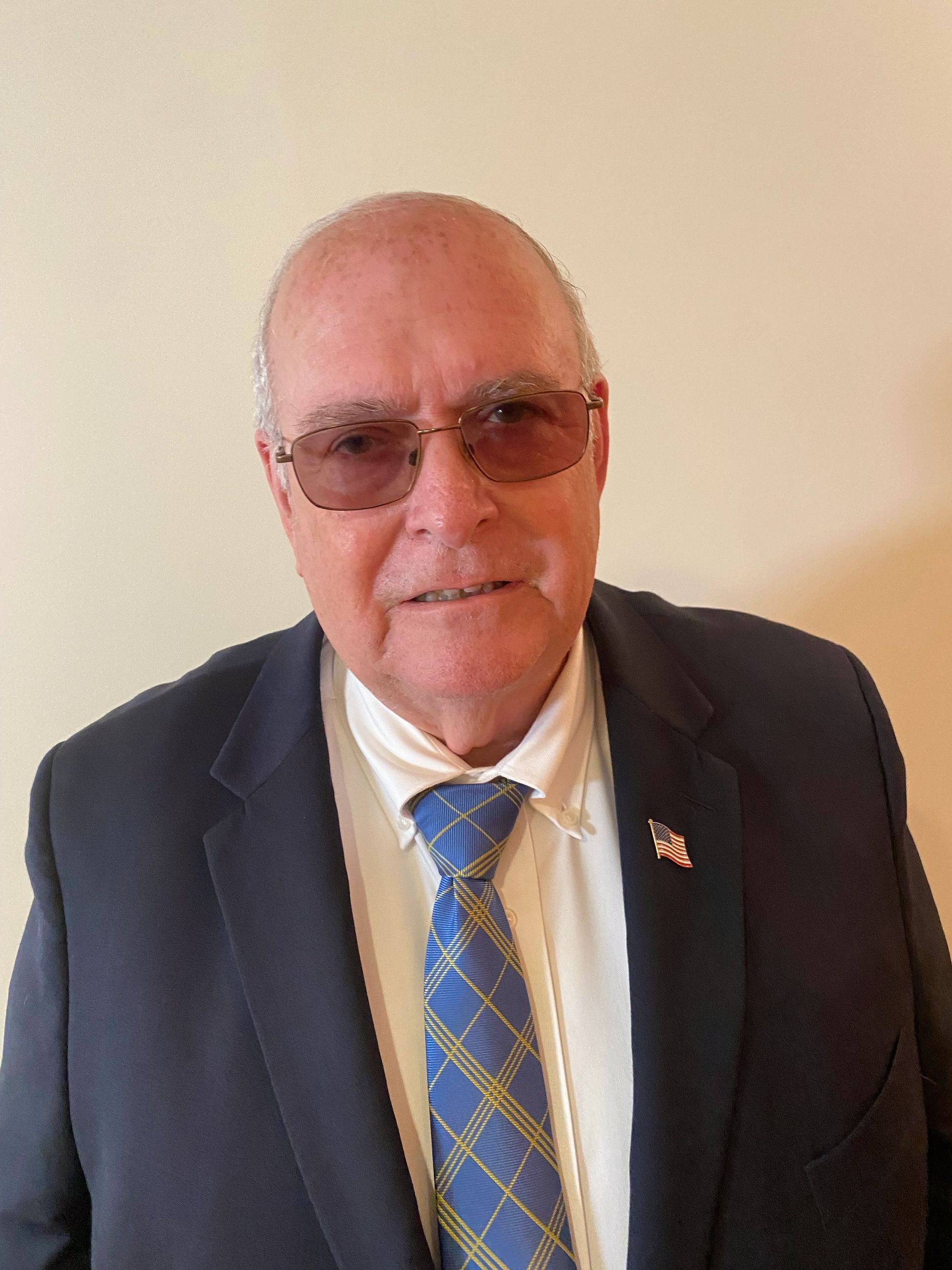 James E. Desmarais