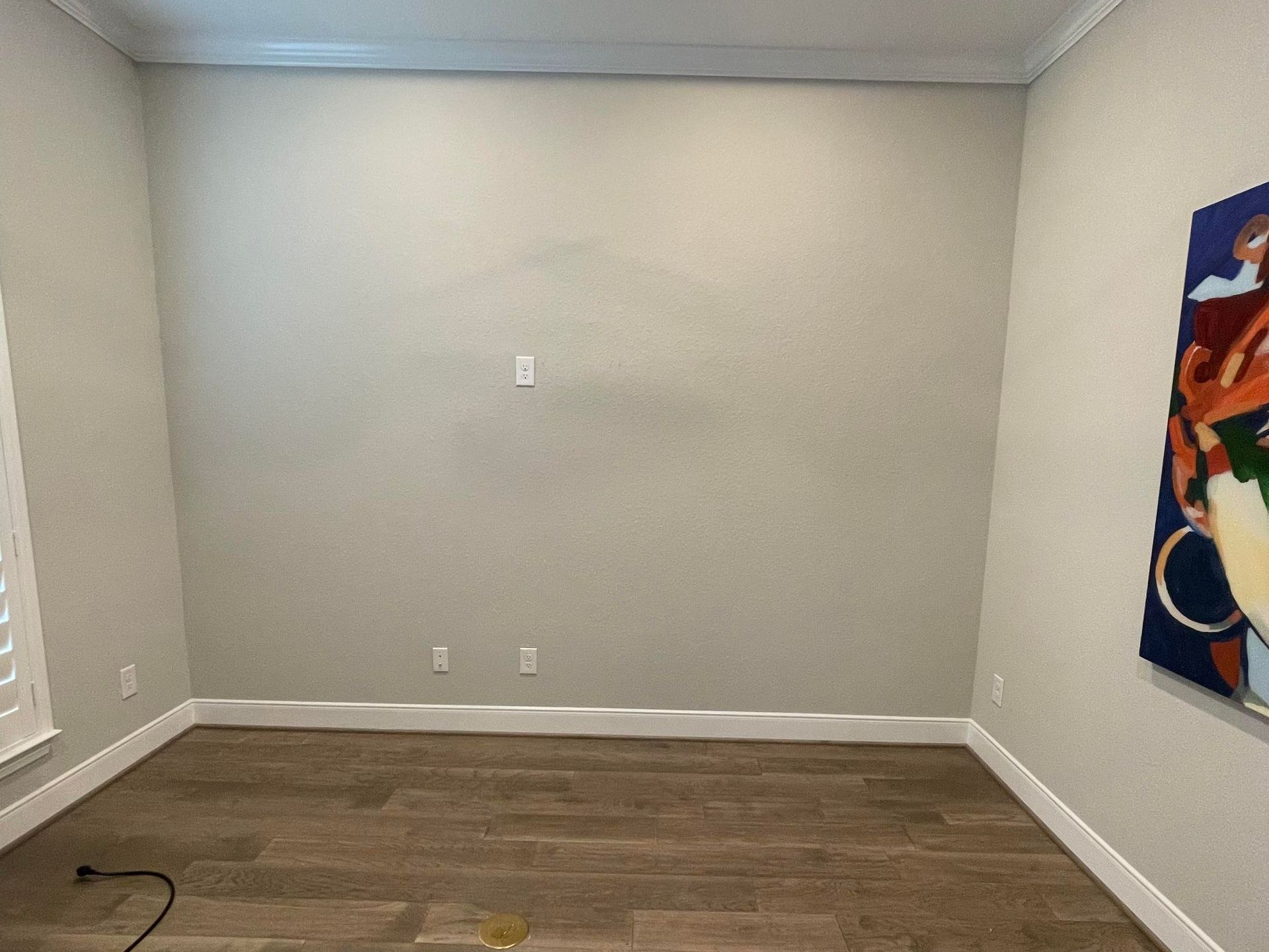 Before and after custom officer desk