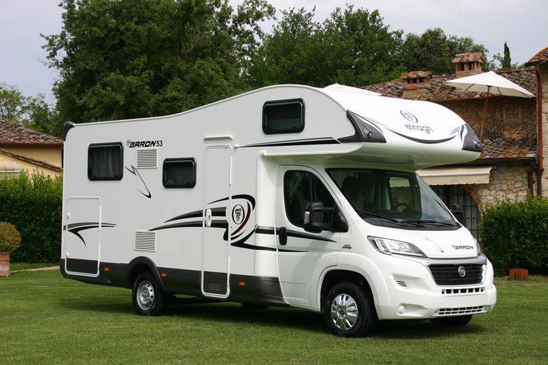 Camper