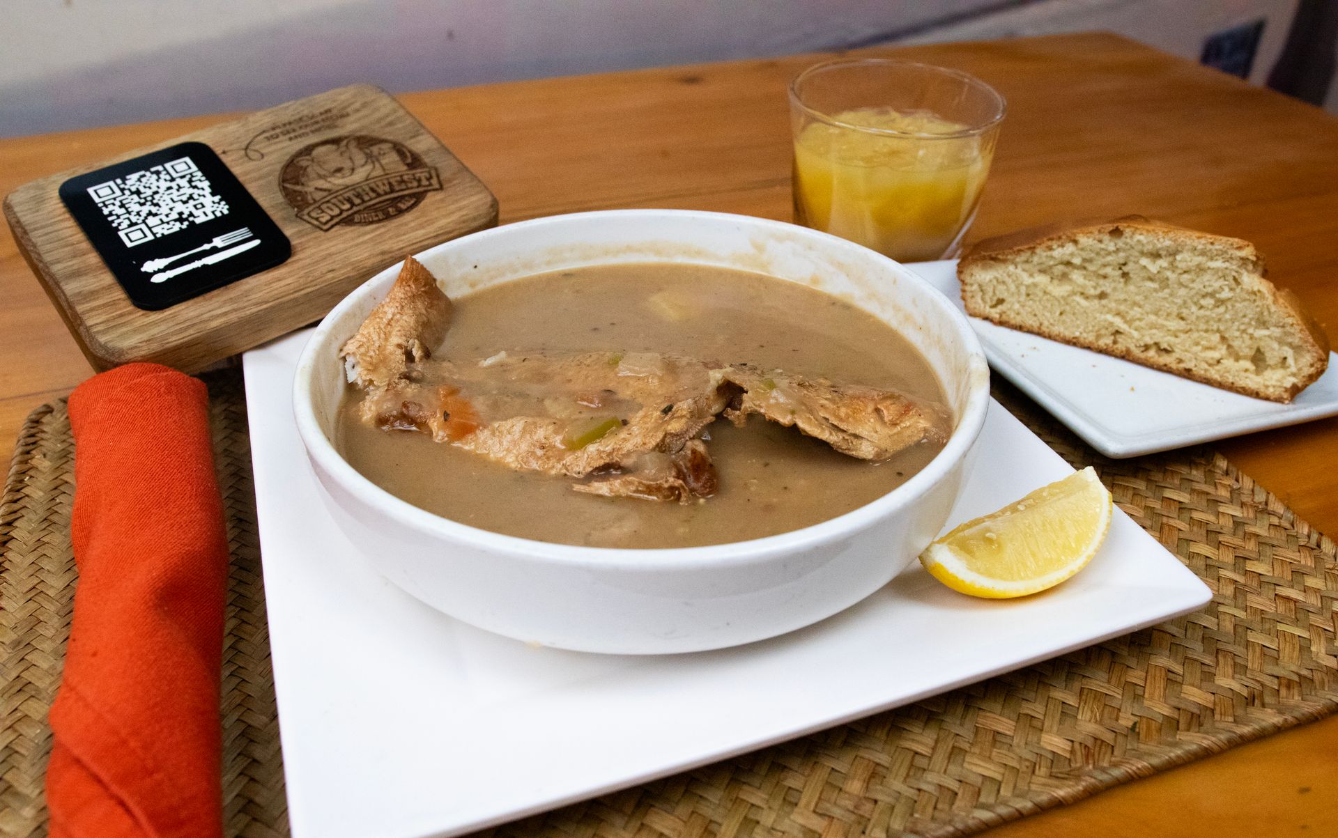 Restaurant & Bar | South West Diner | Coral Harbour
