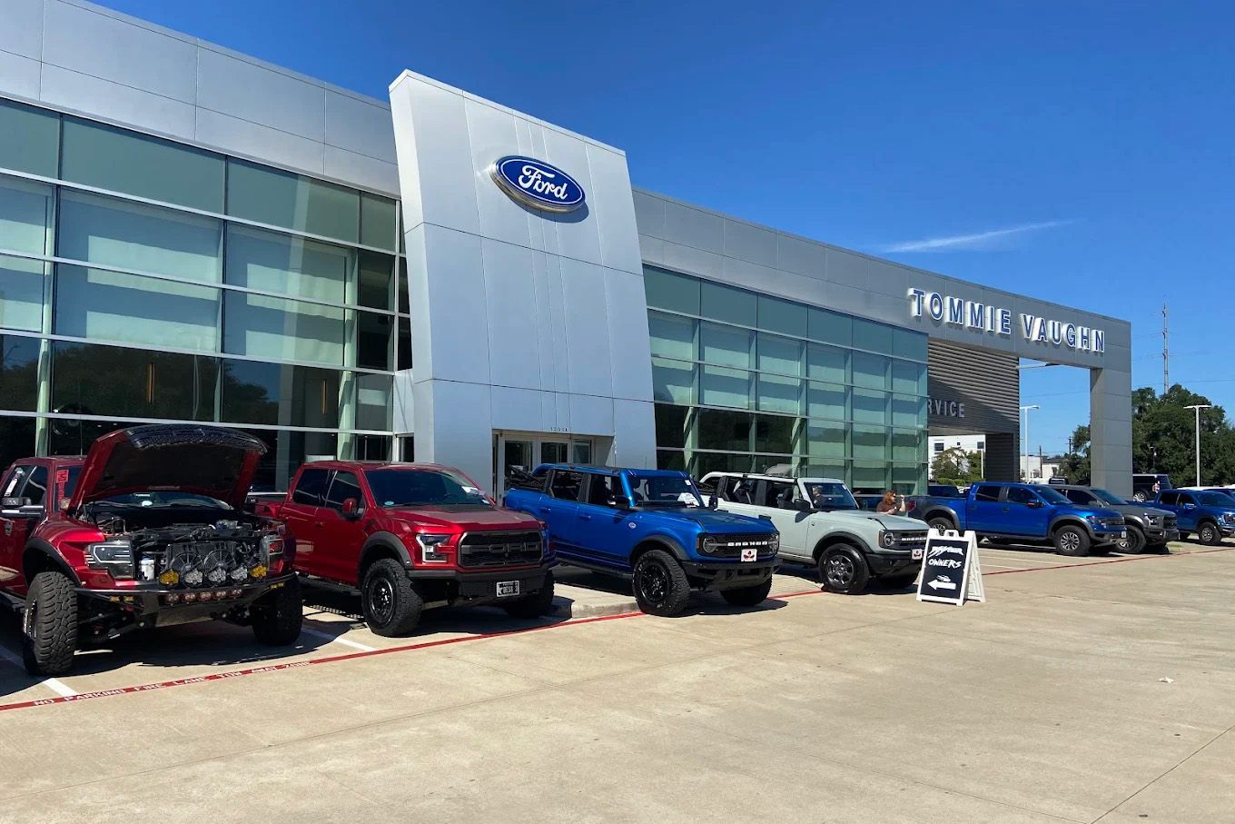 Image of Tommie Vaughn Ford dealership.