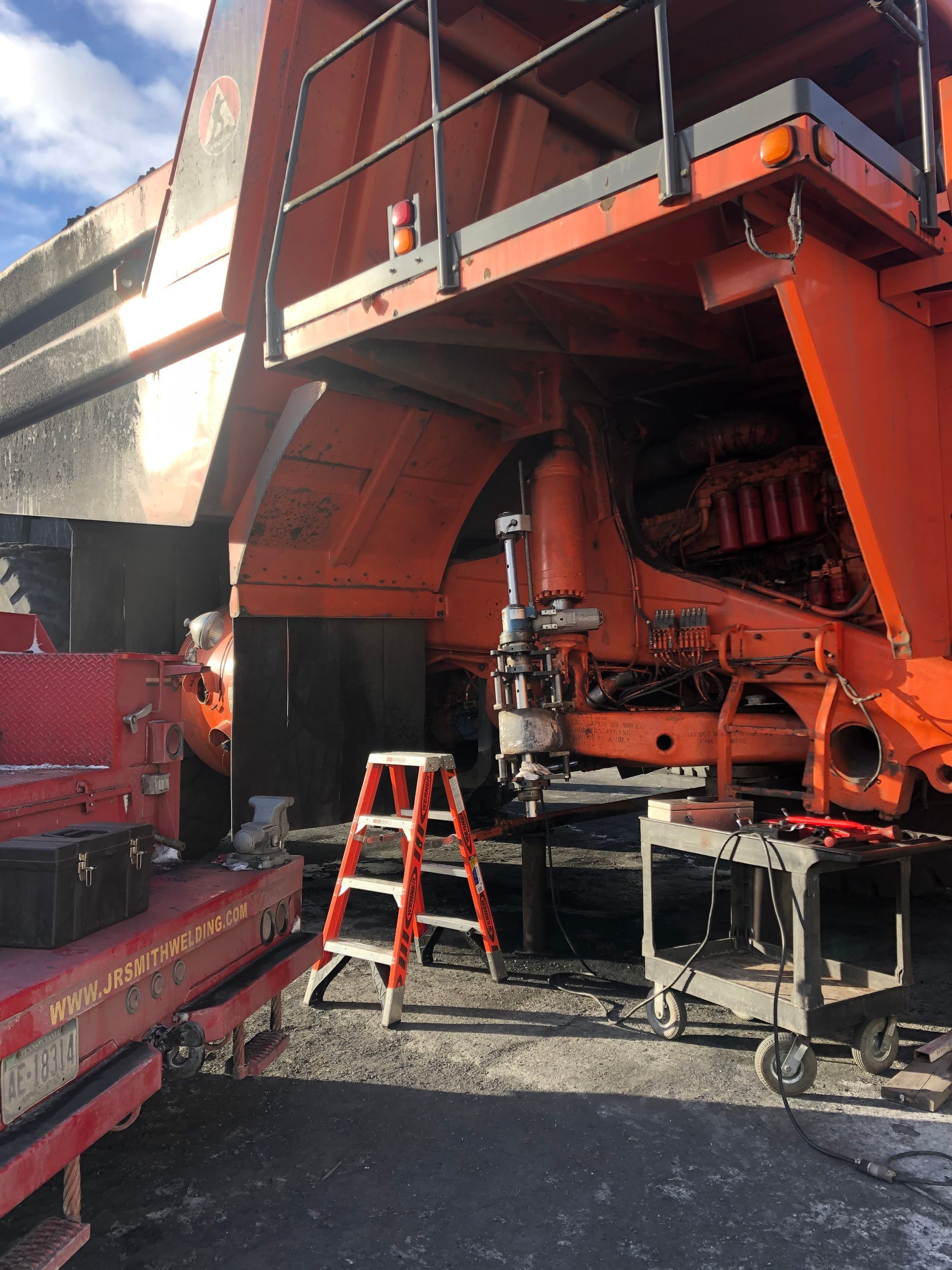 Mining Maintenance and Repair Contracting