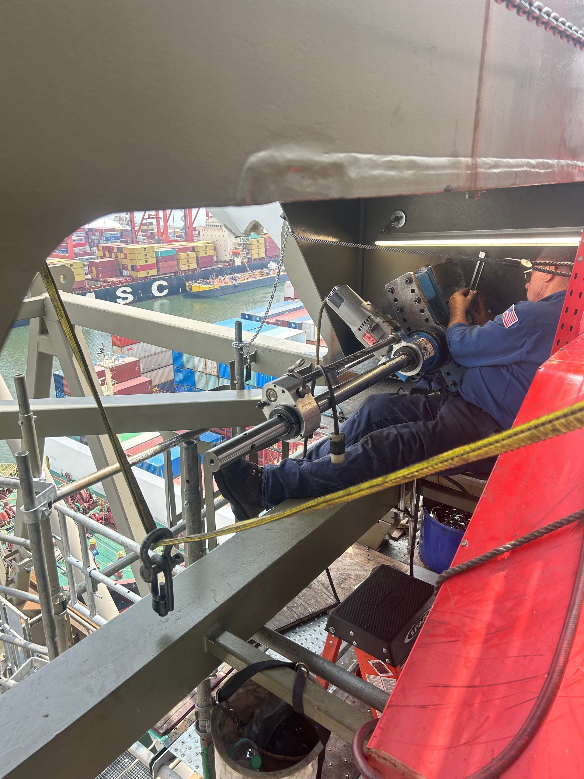 Ship to Shore Container Crane and Port Equipment