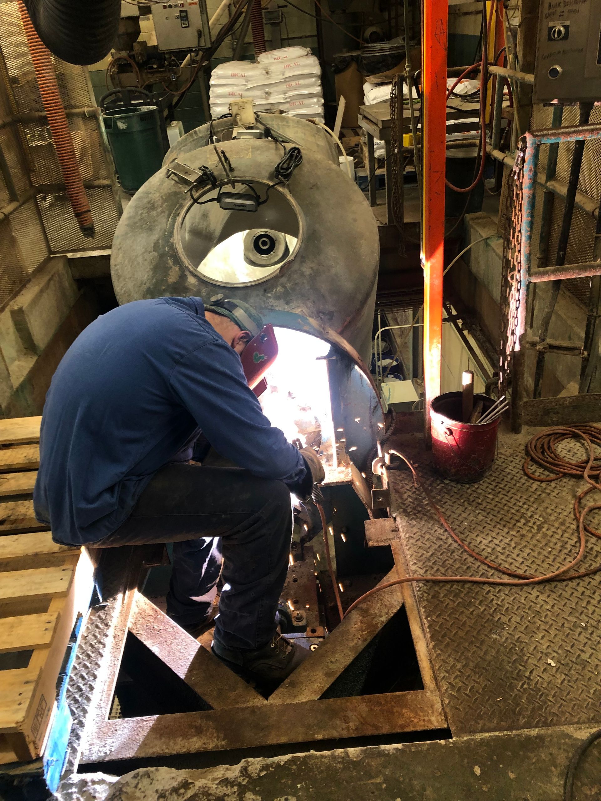 Mixer shaft bushing bore repairs