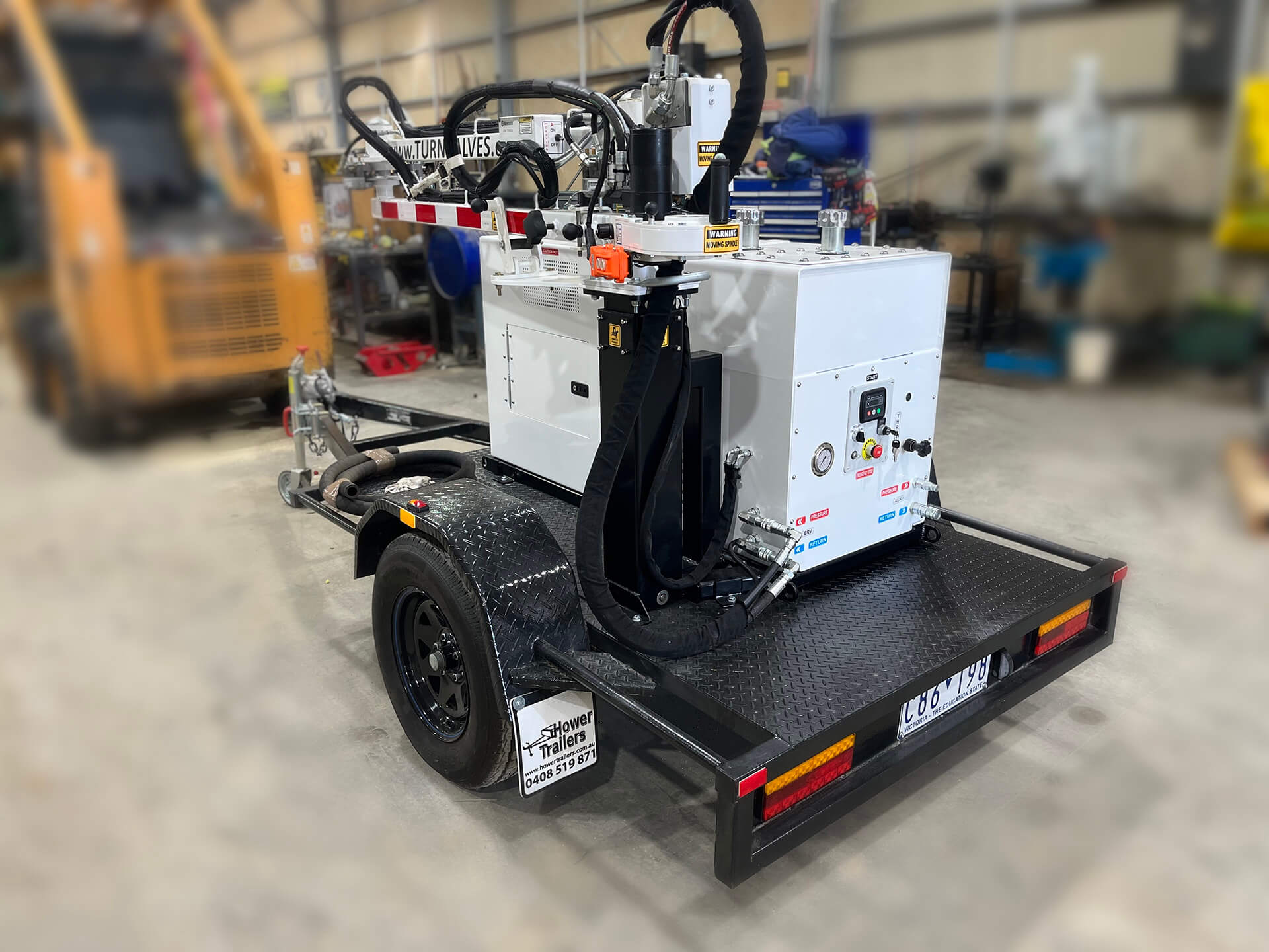 Hydraulic repair trailer