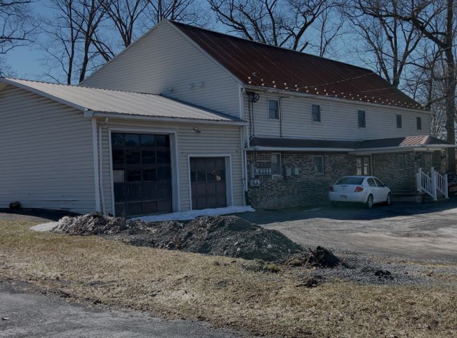 356 E Main St Thompsontown, PA