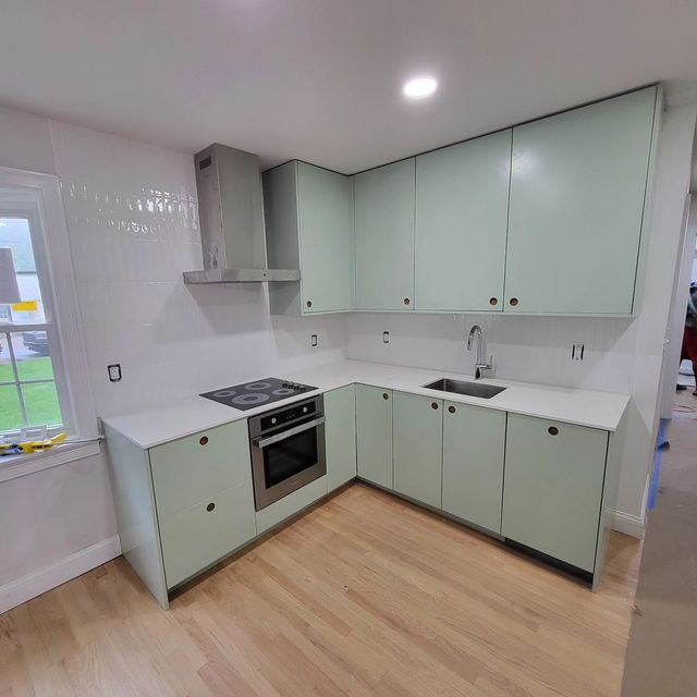 Modern Minimalist Kitchen Kitchen Remodel by Mr. Painting and More INC, Interior/Exterior,Bathroom&kitchen renovation,House wash,Decking,Tile&Flooring project photo 2