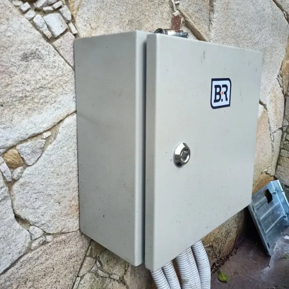A White Box With the Letter Br on It — Bangalow Electrical in Bangalow, NSW