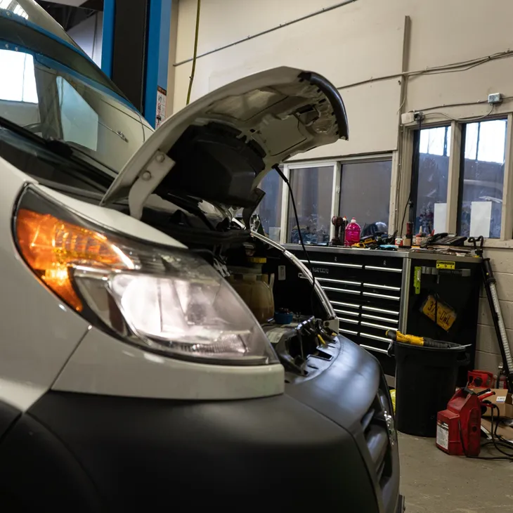 Service garage | Demario's Auto Clinic