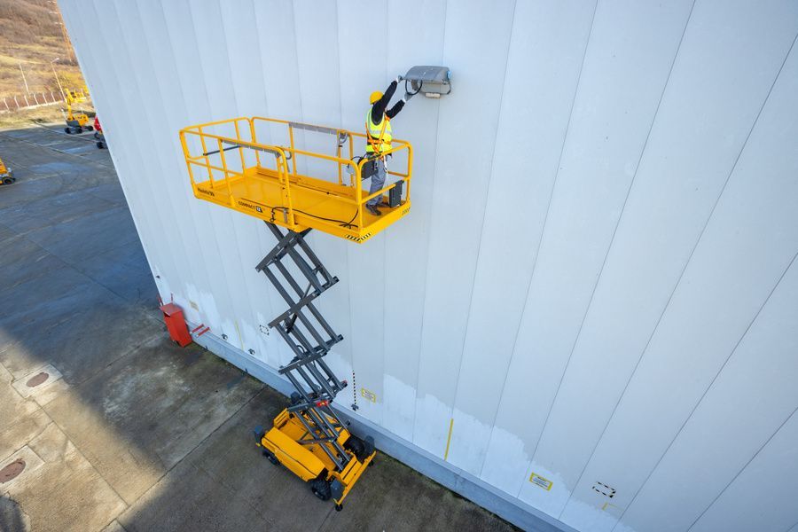 Boom Lift Hire,Scissor lift hire,Mid State Booms & Scissor Lifts Dubbo