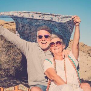 how to heal sunburned eyes