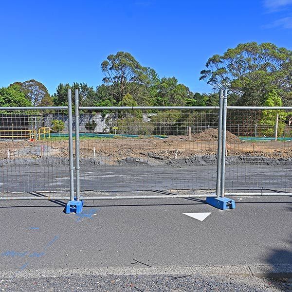 square shape chain link fences