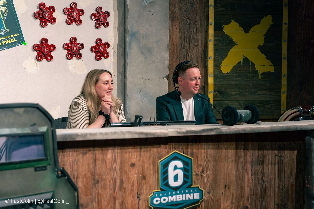 Hosting at the caster desk at the R6 Central Combine 2026