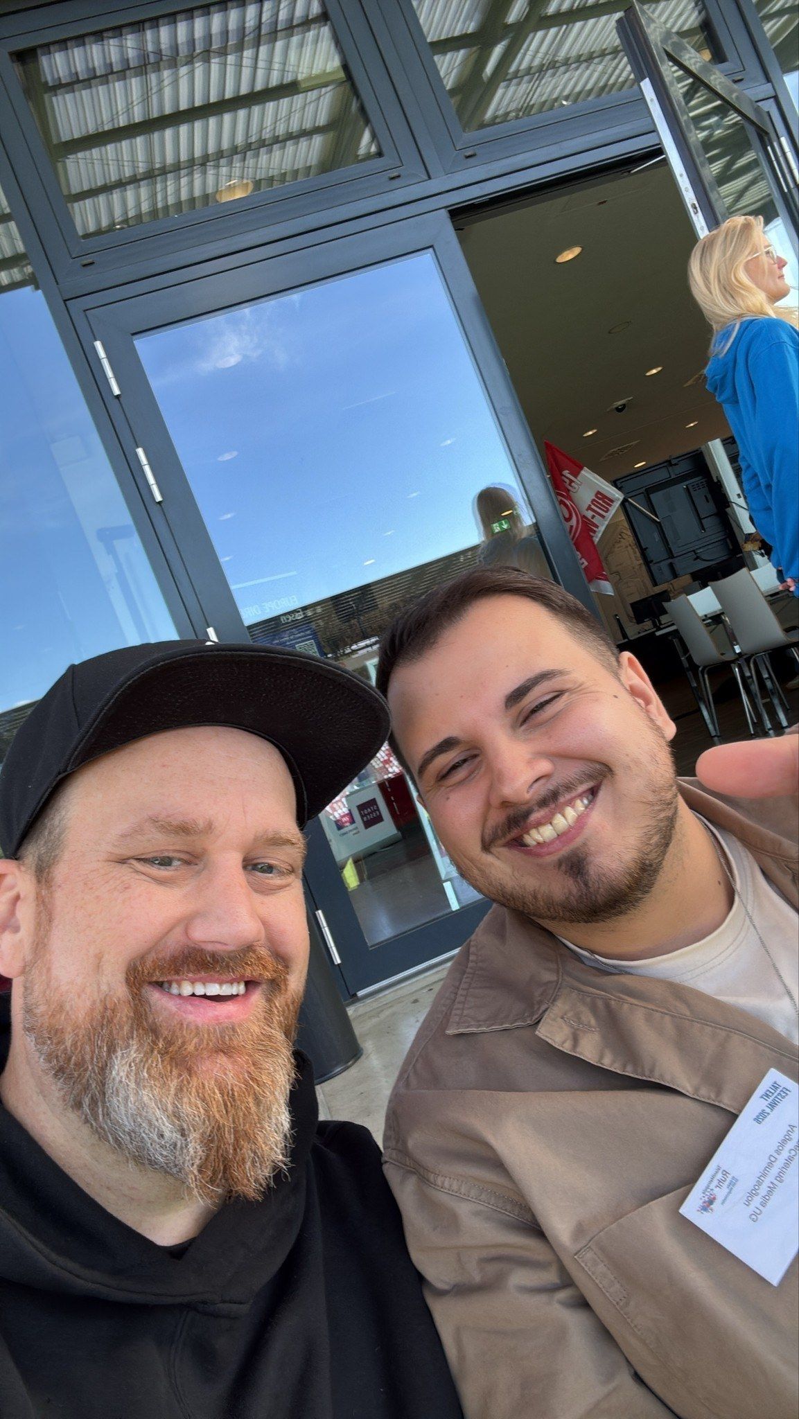 Benedikt Wappler mit dem Kommentator von GameCatering beim TalentFestival 2026
