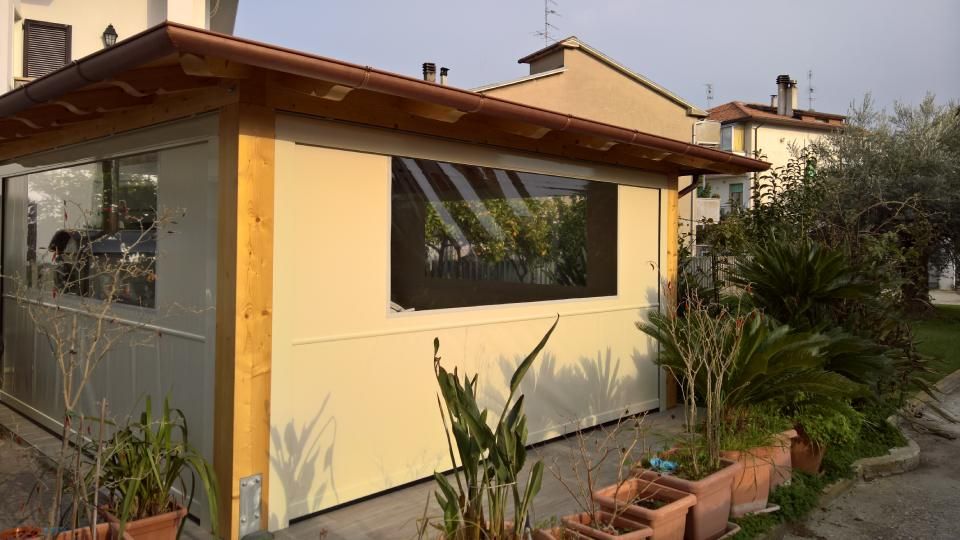 chiusura in PVC per casa privata
