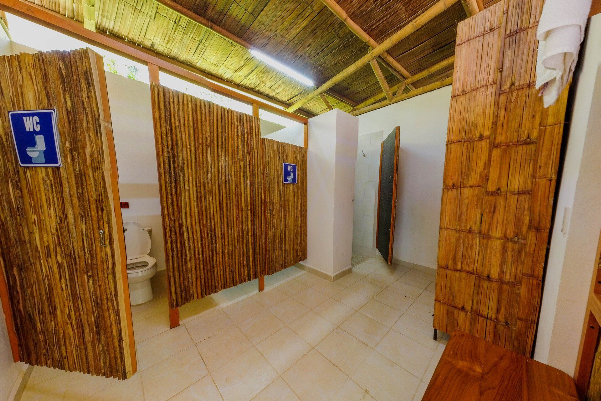 Baño de la piscina en Kin Balam