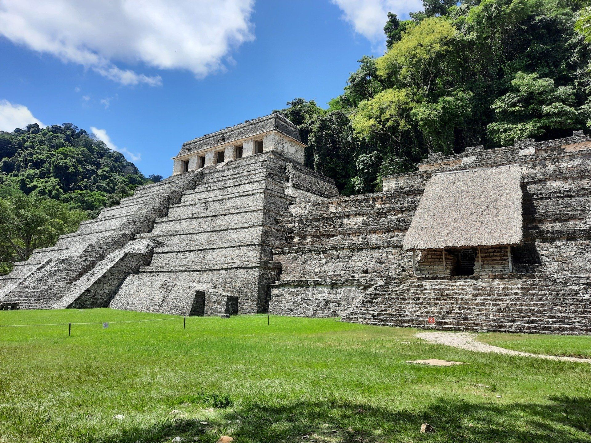 Pirámide de Zona Arqueológica de Palenque