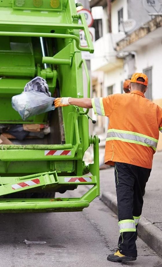 Recolección de
basura y desechos sólidos