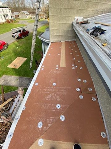 Get flat roofing services in Vernon, NY with Wilson Roofing & Contracting