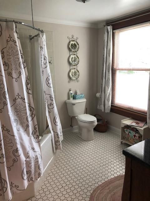 Turret Room Bathroom