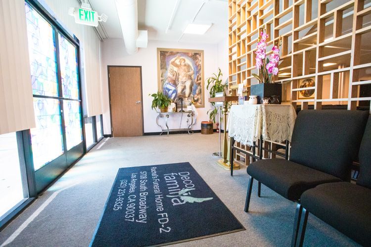 Rachal's Funeral Home Deco Familia