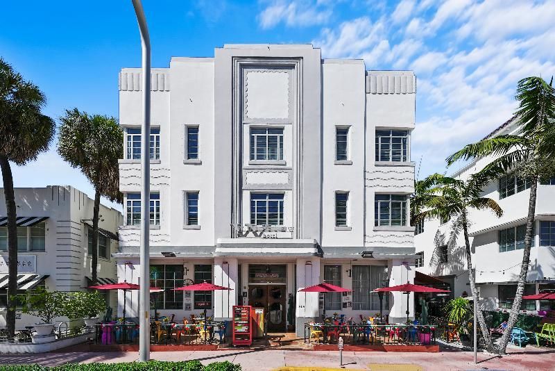 Whitelaw Hotel