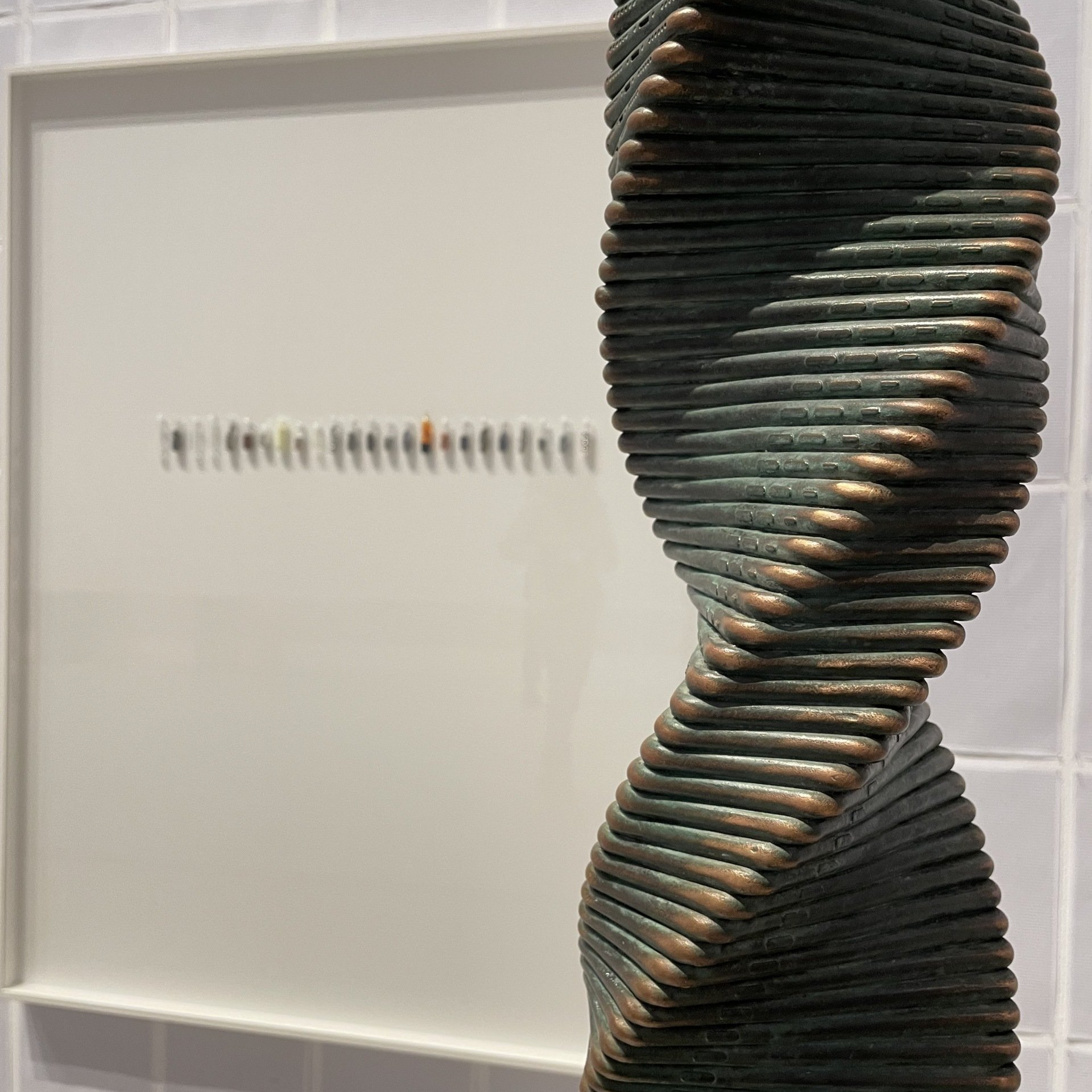 Detail zur Ausstellung von Alicja Kwade, Berlinische Galerie 
