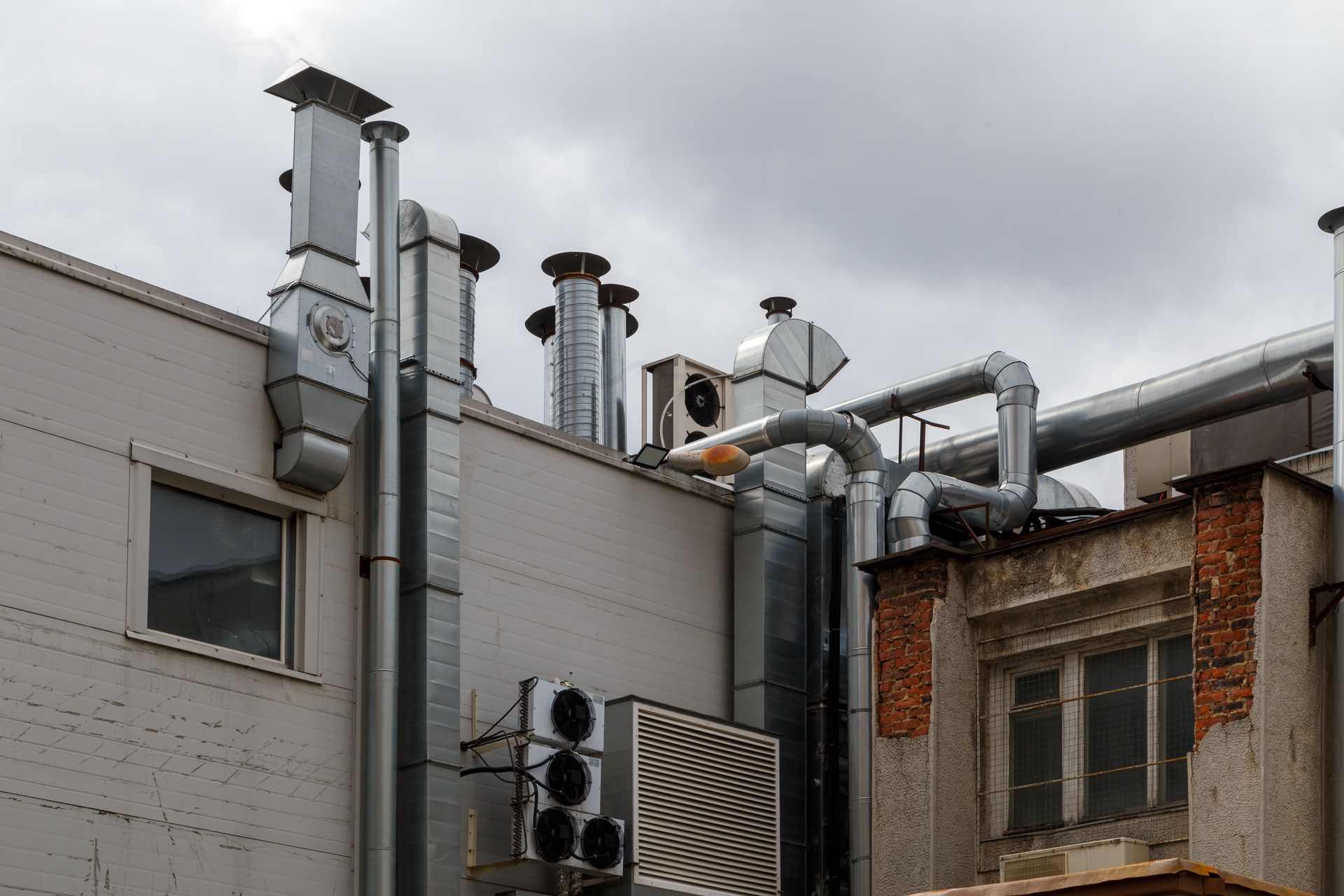 old building with a short cycling hvac unit