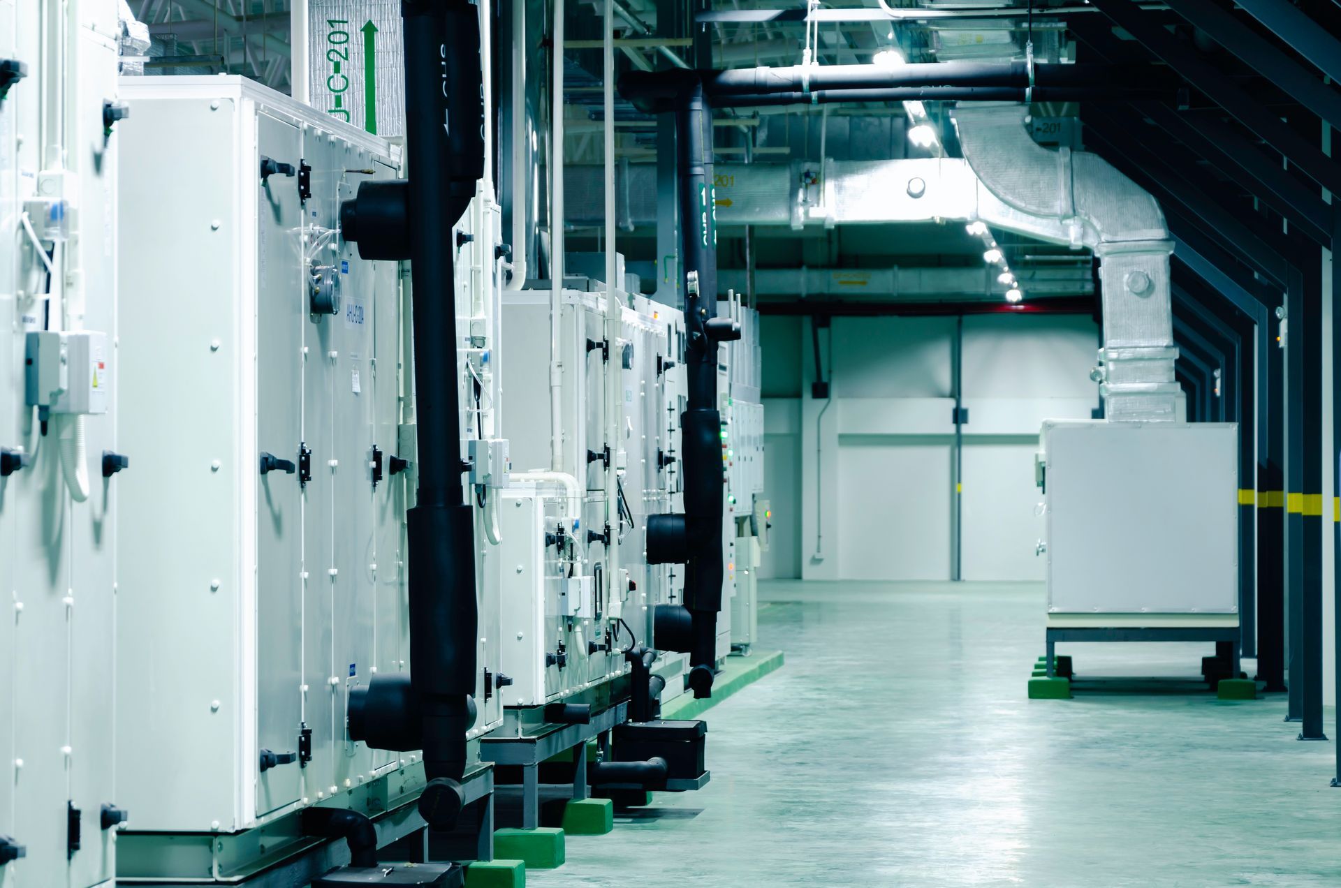 Commercial hvac system in Arlington warehouse