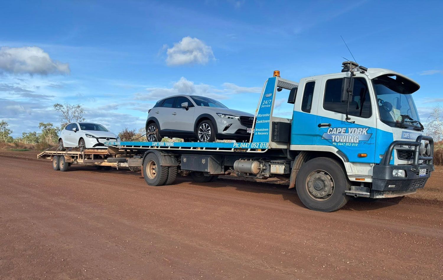 Two Cars For Transport In Cairns