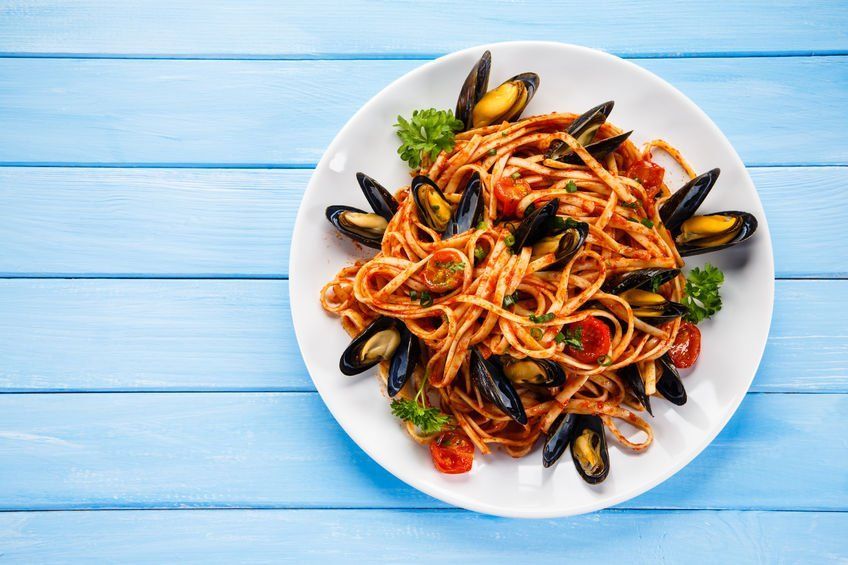 Mussels & Linguini in Red Sauce