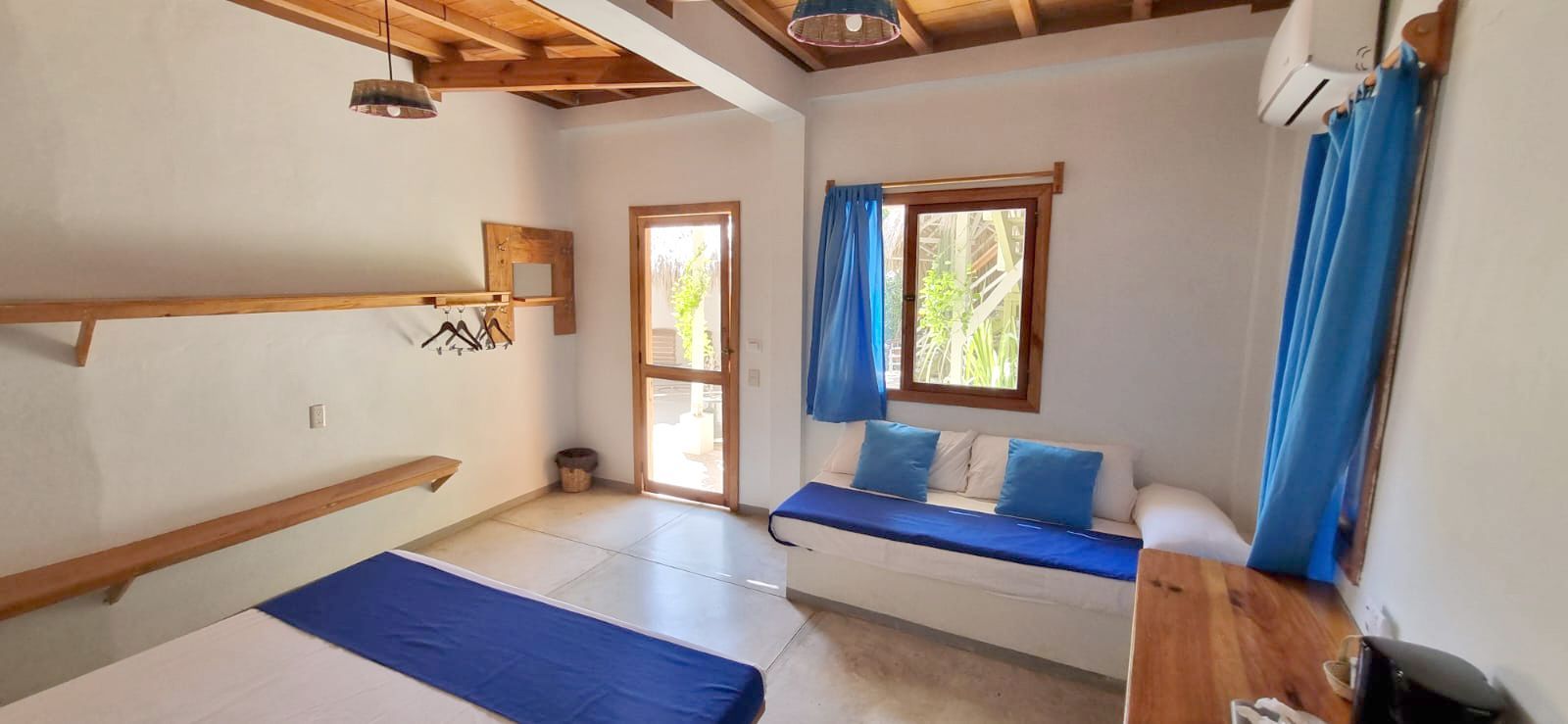 Una habitación luminosa en posada del arquitecto en mazunte, oaxaca