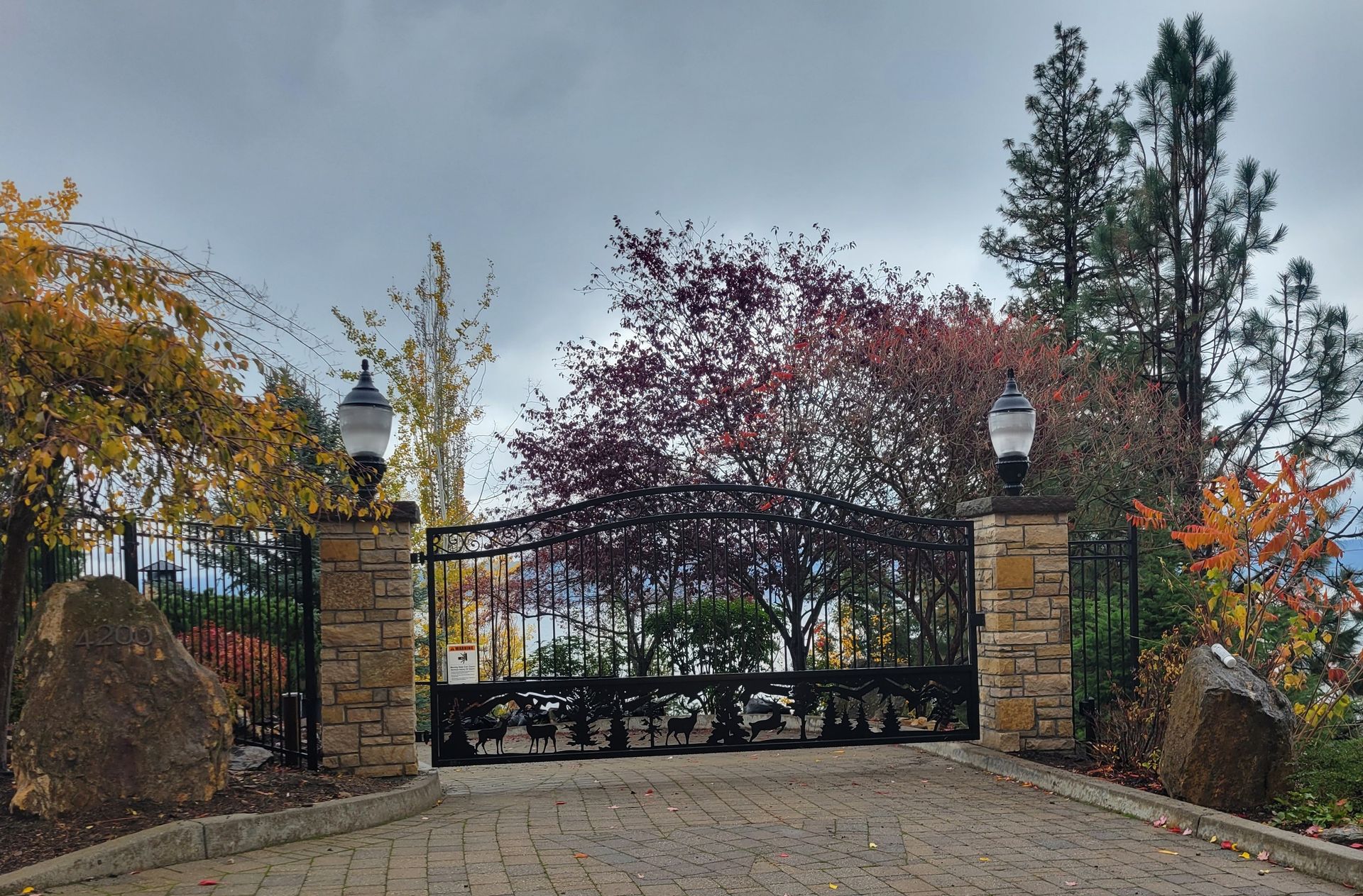 Automatic Gates Imagery and Examples | Idaho Fence