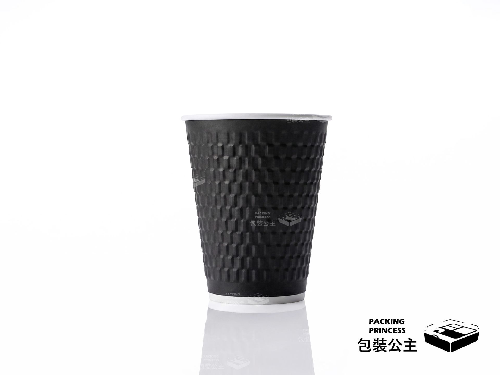 黑晶系列雙層紙杯展示，具備專業隔熱防燙設計，適合咖啡與熱飲外帶之高品質紙杯選用。