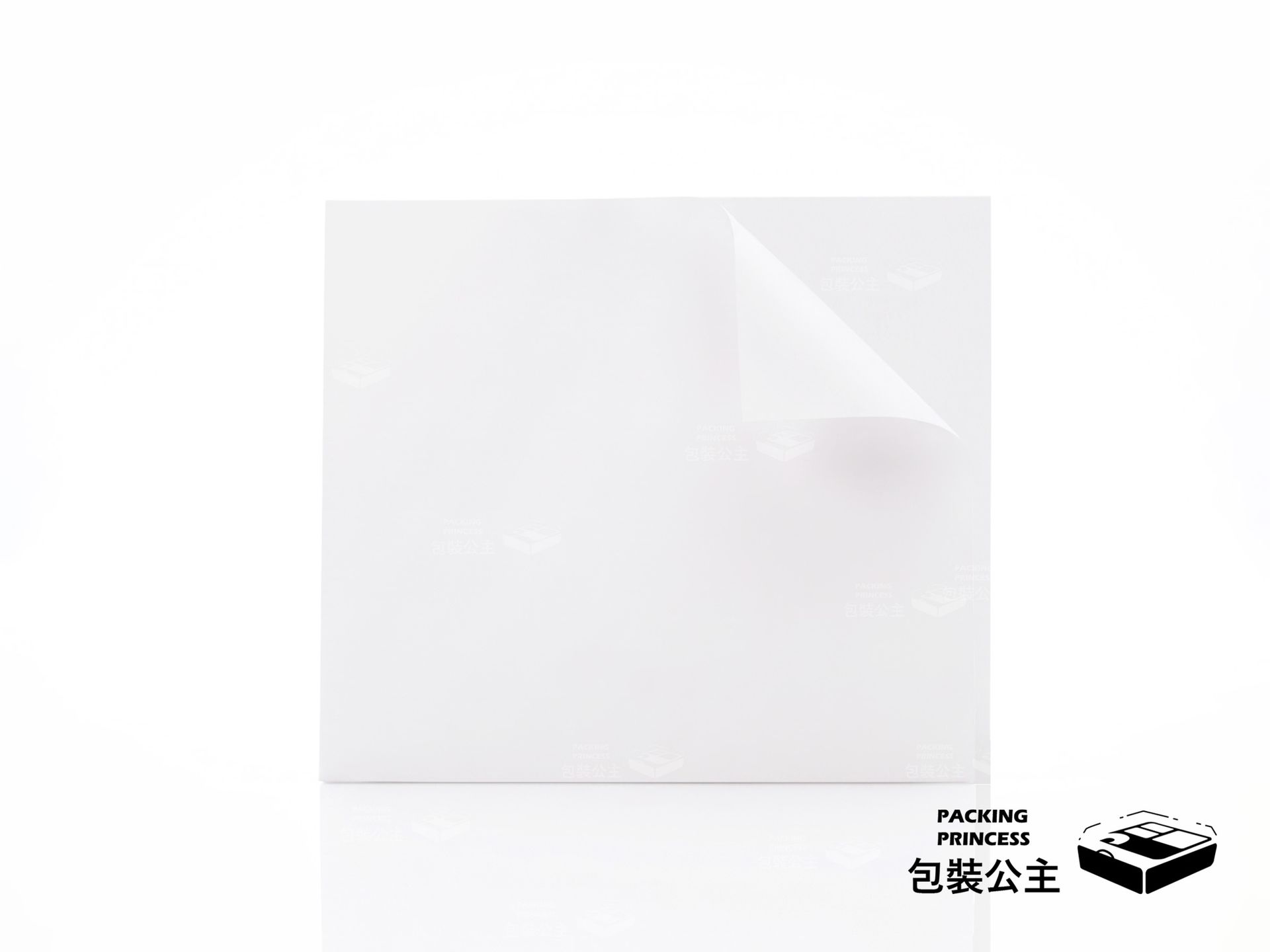 P-20A 極簡純白 L型漢堡袋,專業無印刷純白防油淋膜紙袋,雙邊開口好拿取,適合烘焙坊點心與連鎖早午餐店免洗包裝。