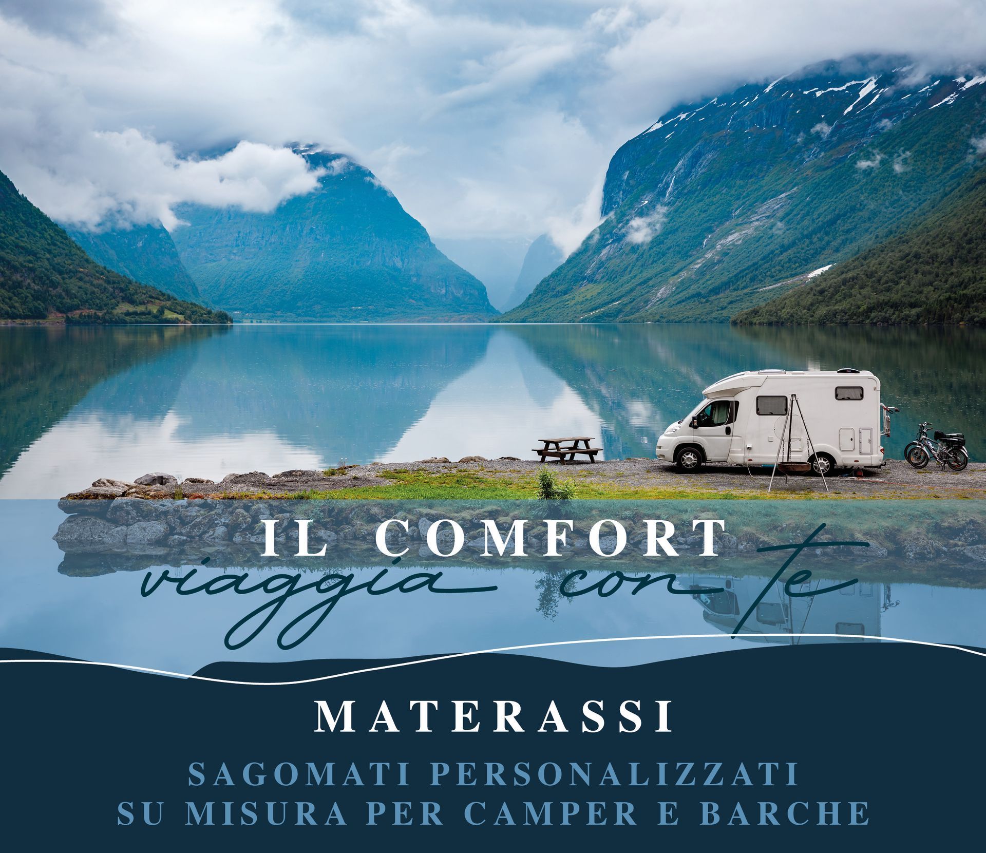 Un camper è parcheggiato su una piccola isola in mezzo ad un lago