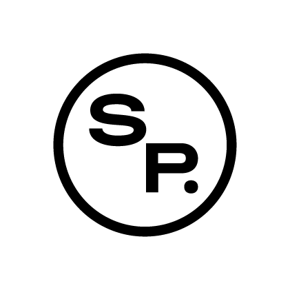 A black and white logo with the letter s and p in a circle.