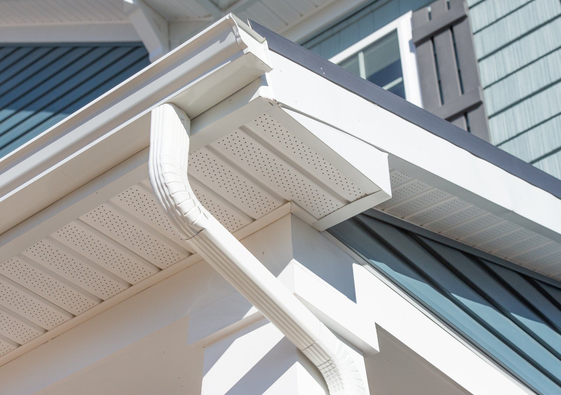 installing and cleaning gutters