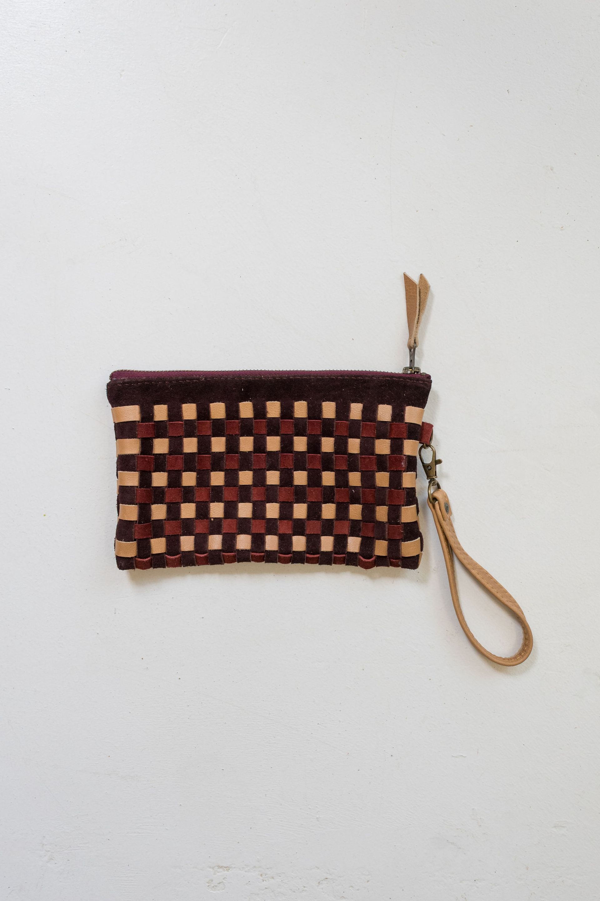 Beryl Clutch Bag 11