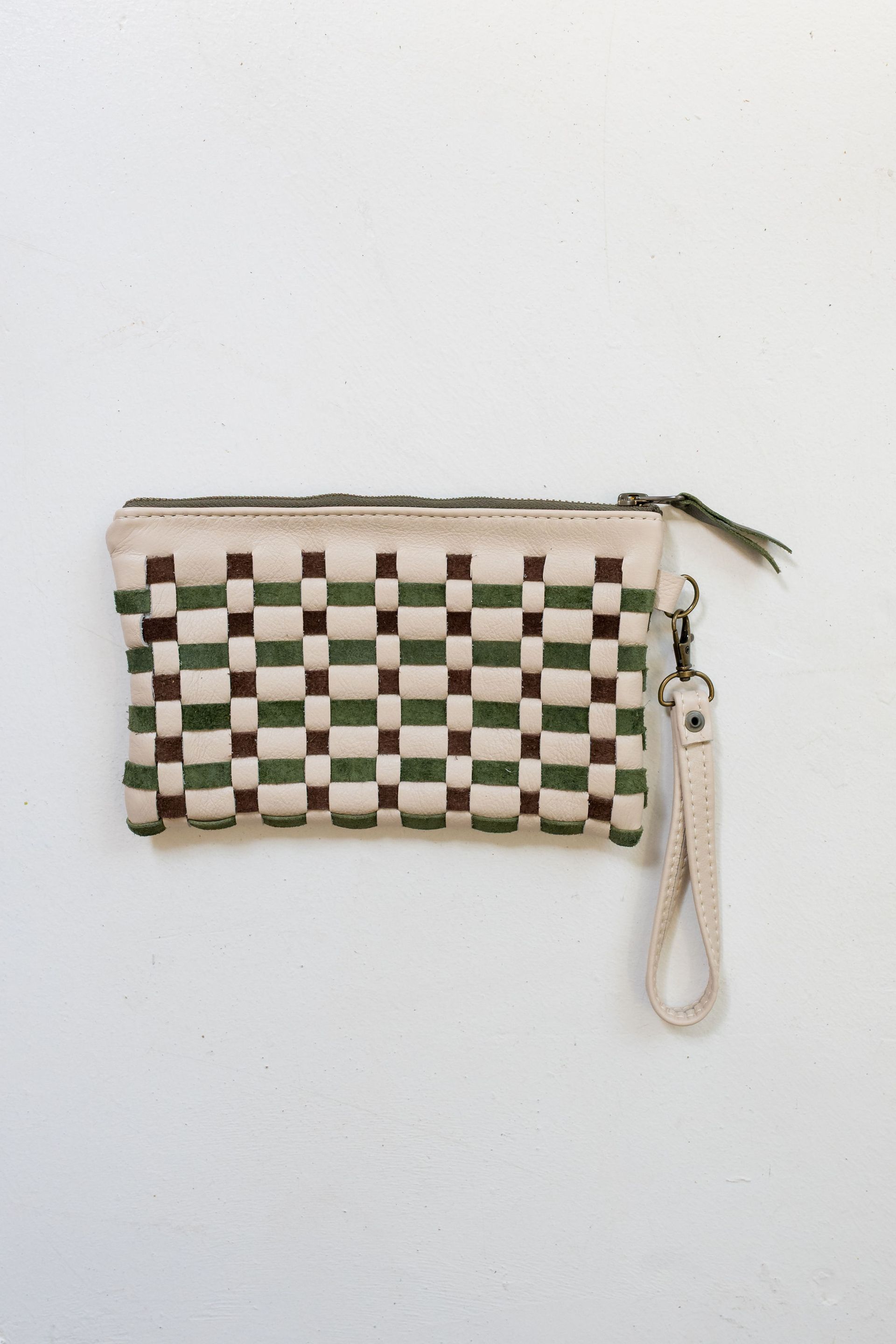 Beryl Clutch Bag 12