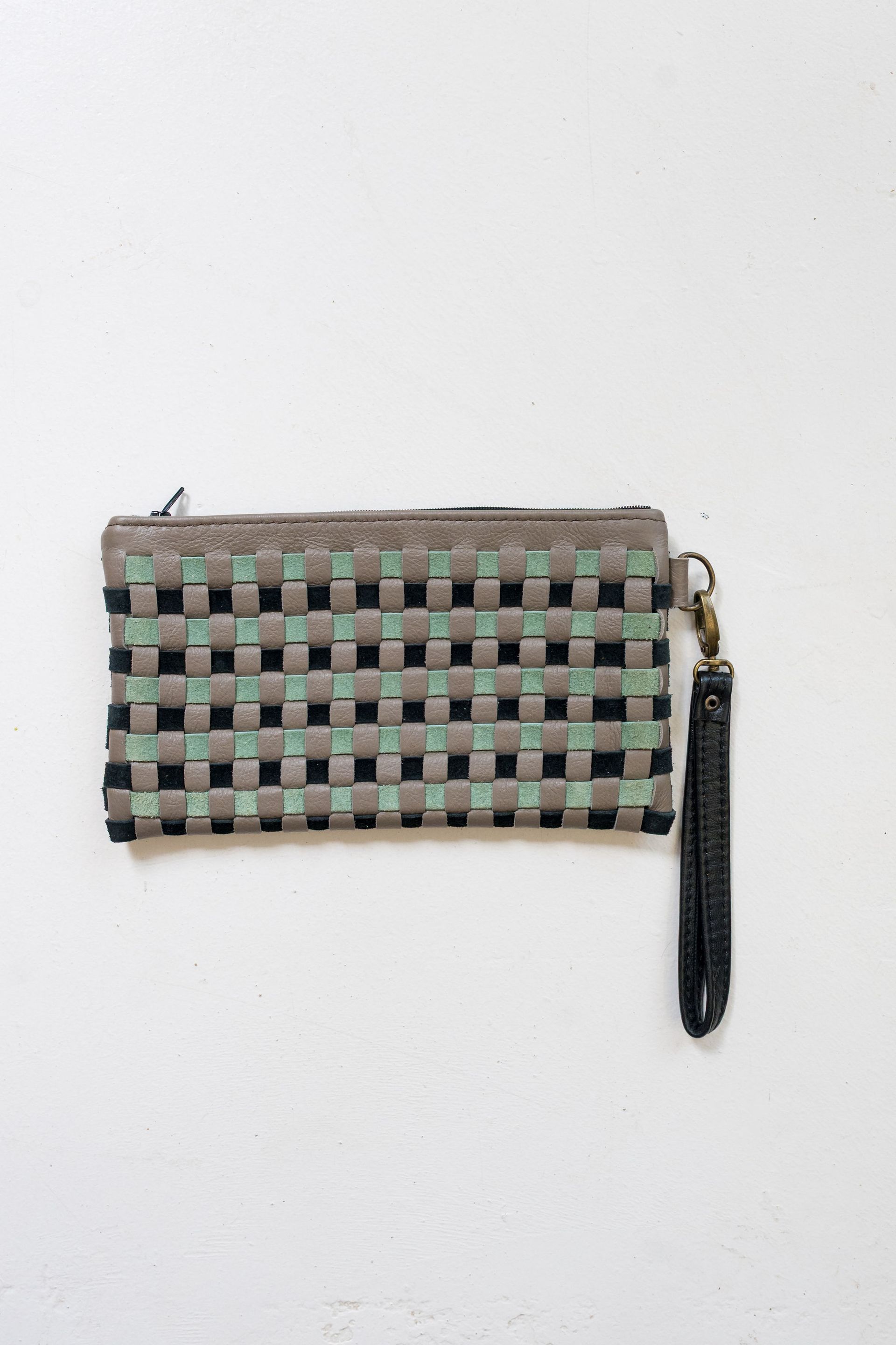 Beryl Clutch Bag 14