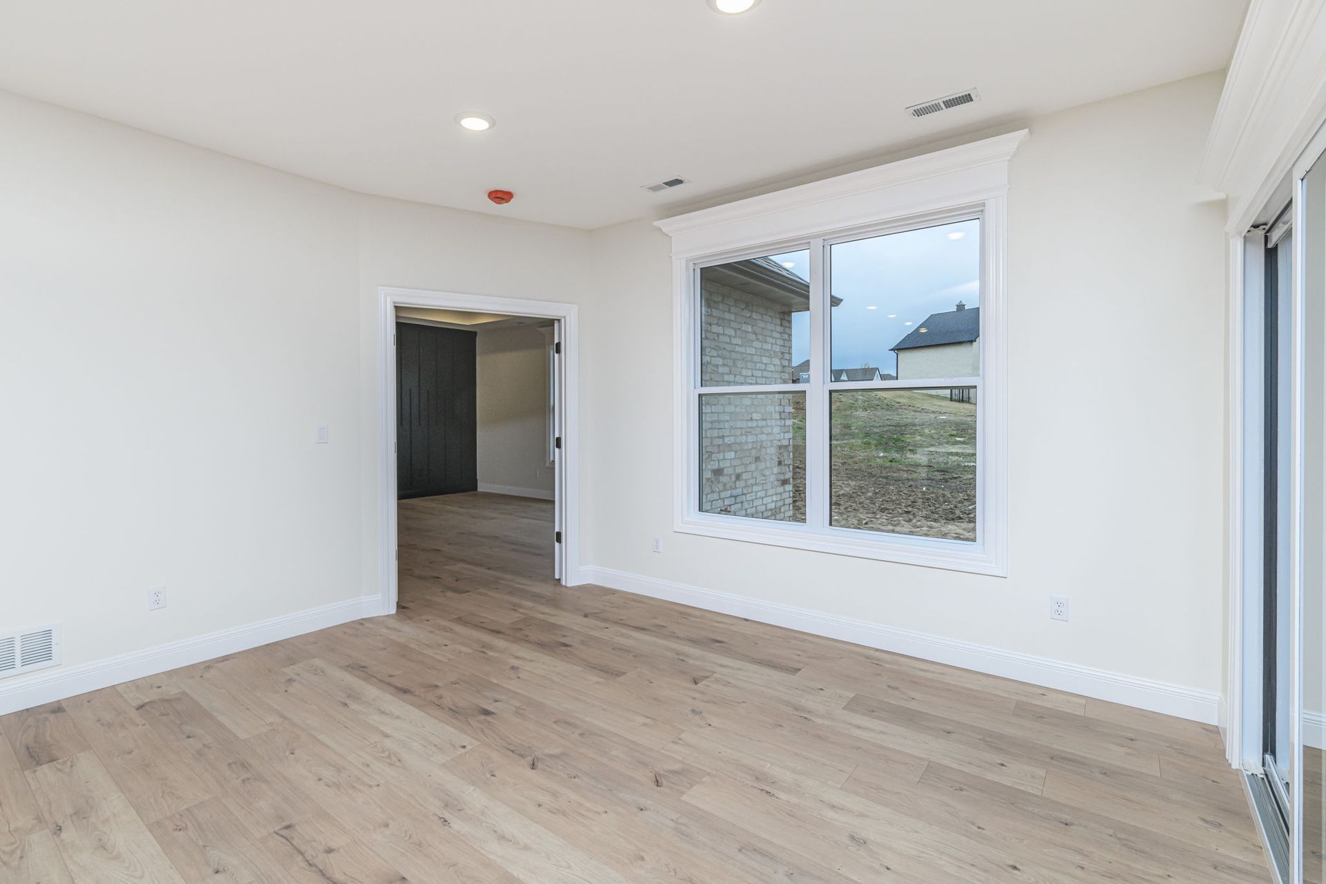 Columbia’s Ultimate Retreat: Rave Homes’ Custom Residences.
