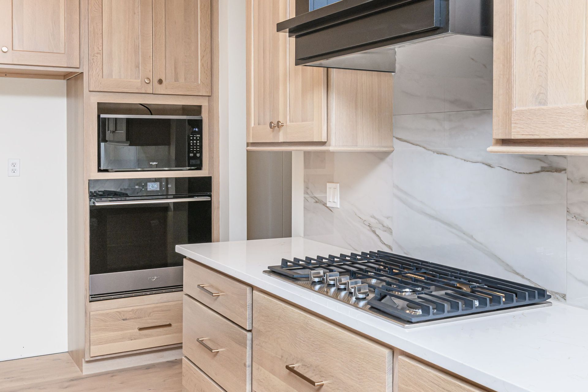 Discover Columbia’s Best: Rave Homes’ Custom Residences.