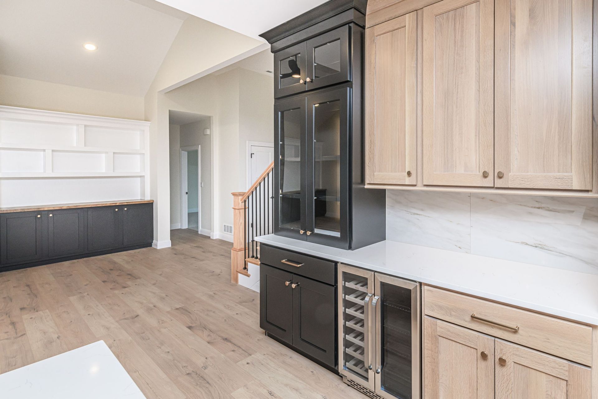 Elevate Your Columbia Lifestyle with Rave Homes’ Custom Designs.