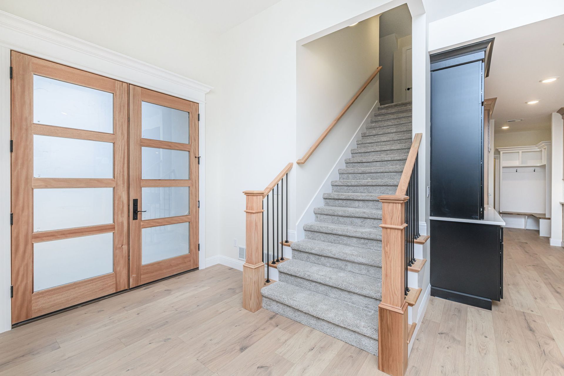 Dream Homes Redefined: Rave Homes’ Custom Residences in Columbia, MO.