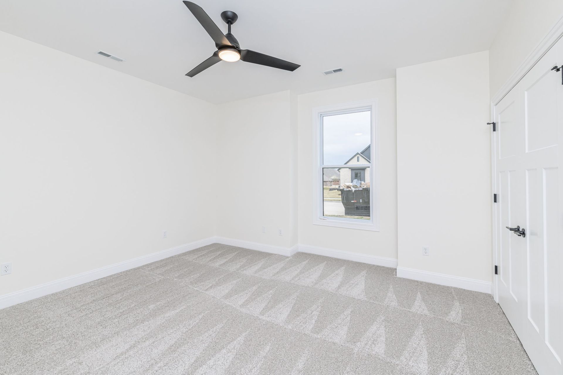 Elevate Your Living Experience: Rave Homes in Columbia, MO.