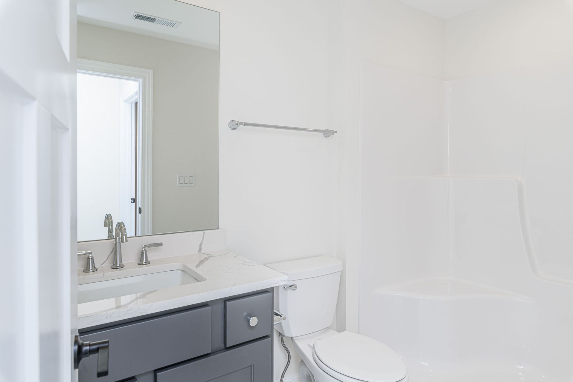 Elevate Your Living Experience with Rave Homes in Columbia, MO.
