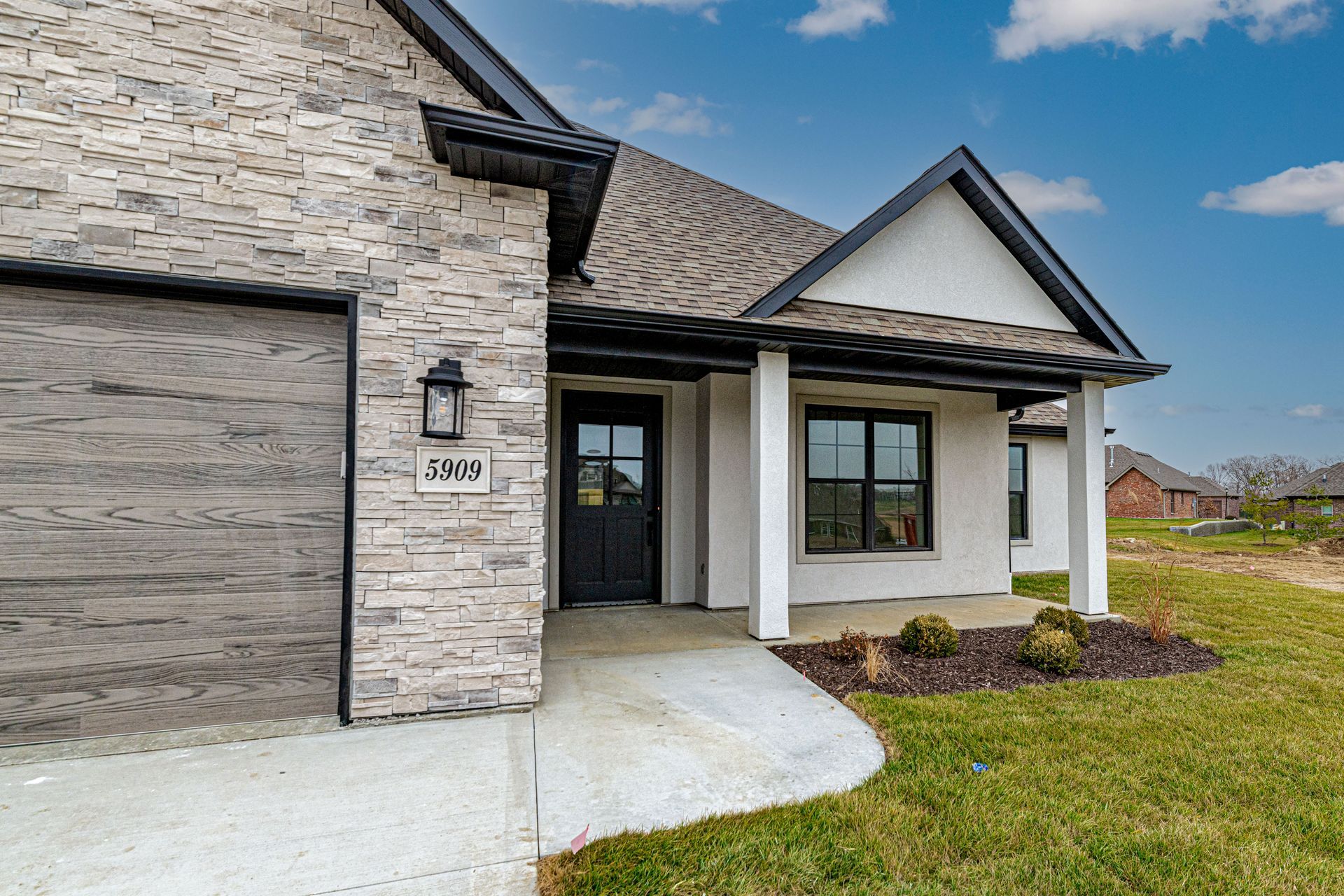 Your Vision, Our Expertise: Build with Rave Homes in Columbia, MO.
