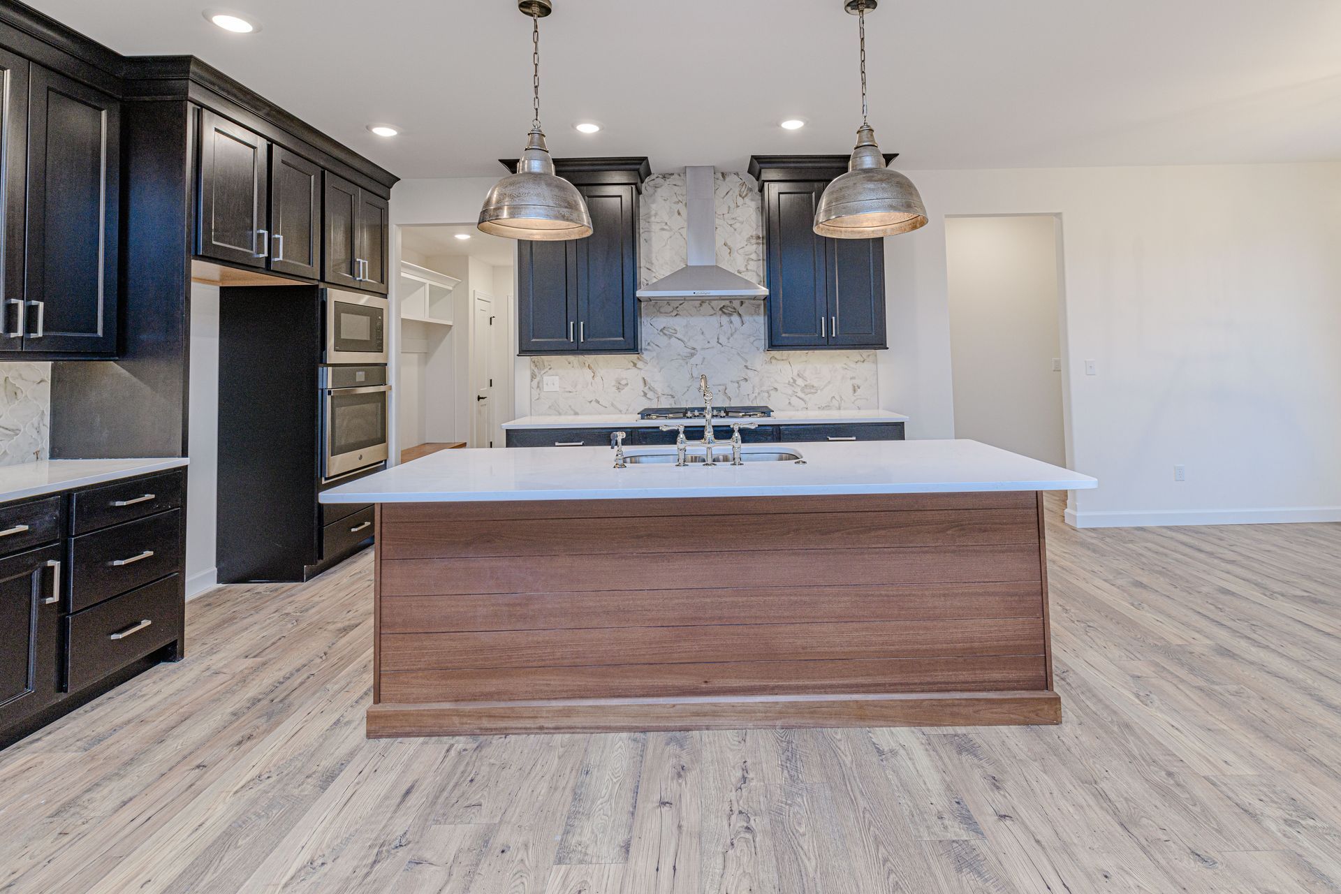 Rave Homes Brings Beauty and Functionality to Custom Kitchens in Columbia, MO.
