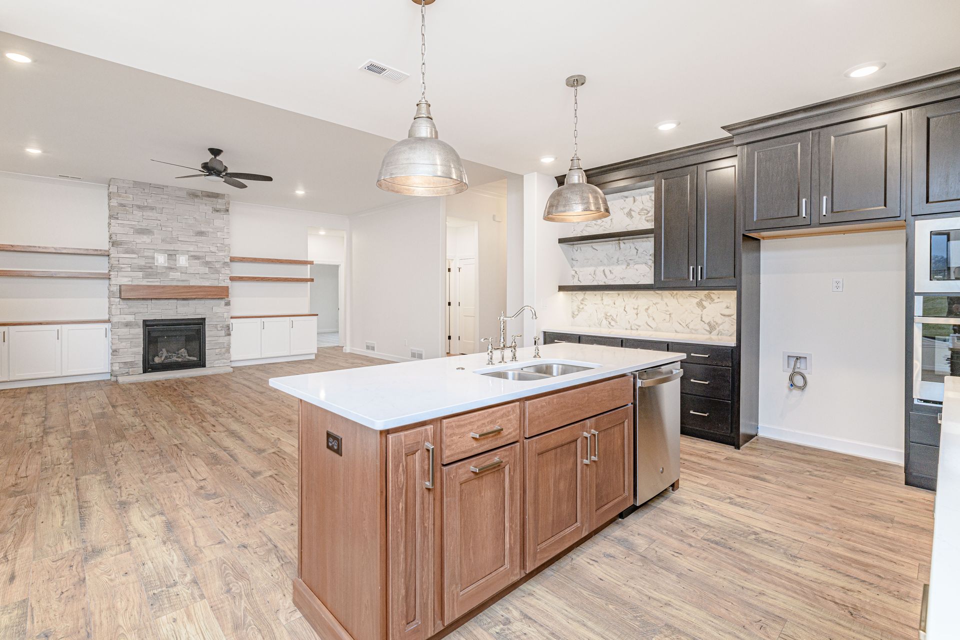 Rave Homes Tailors Kitchens to Perfection for Custom Home Buyers in Columbia, MO.
